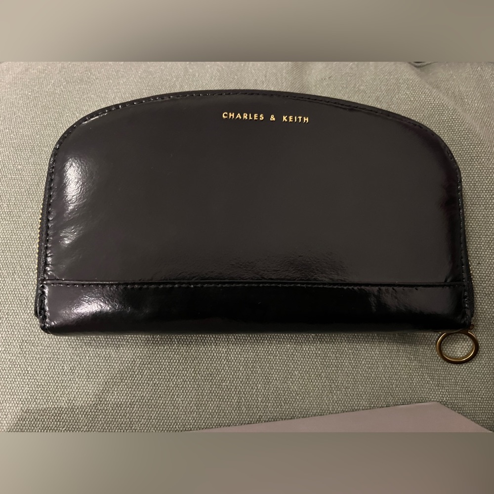 NWT Charles & Keith Wallet Super Soft Leather in Black